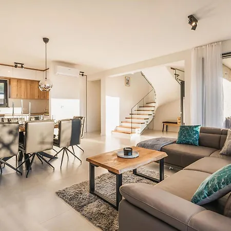 Cozy In With Sauna *